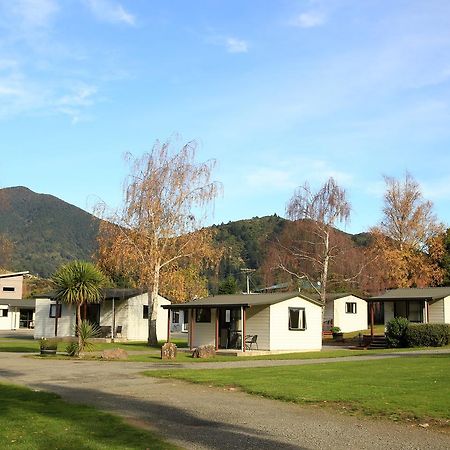 Parklands Marina Holiday Park Hotel Picton Exterior photo