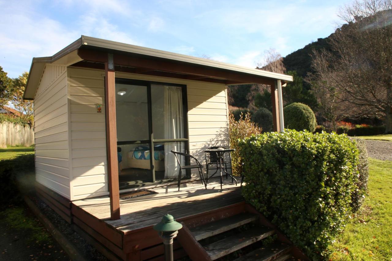 Parklands Marina Holiday Park Picton Exterior photo