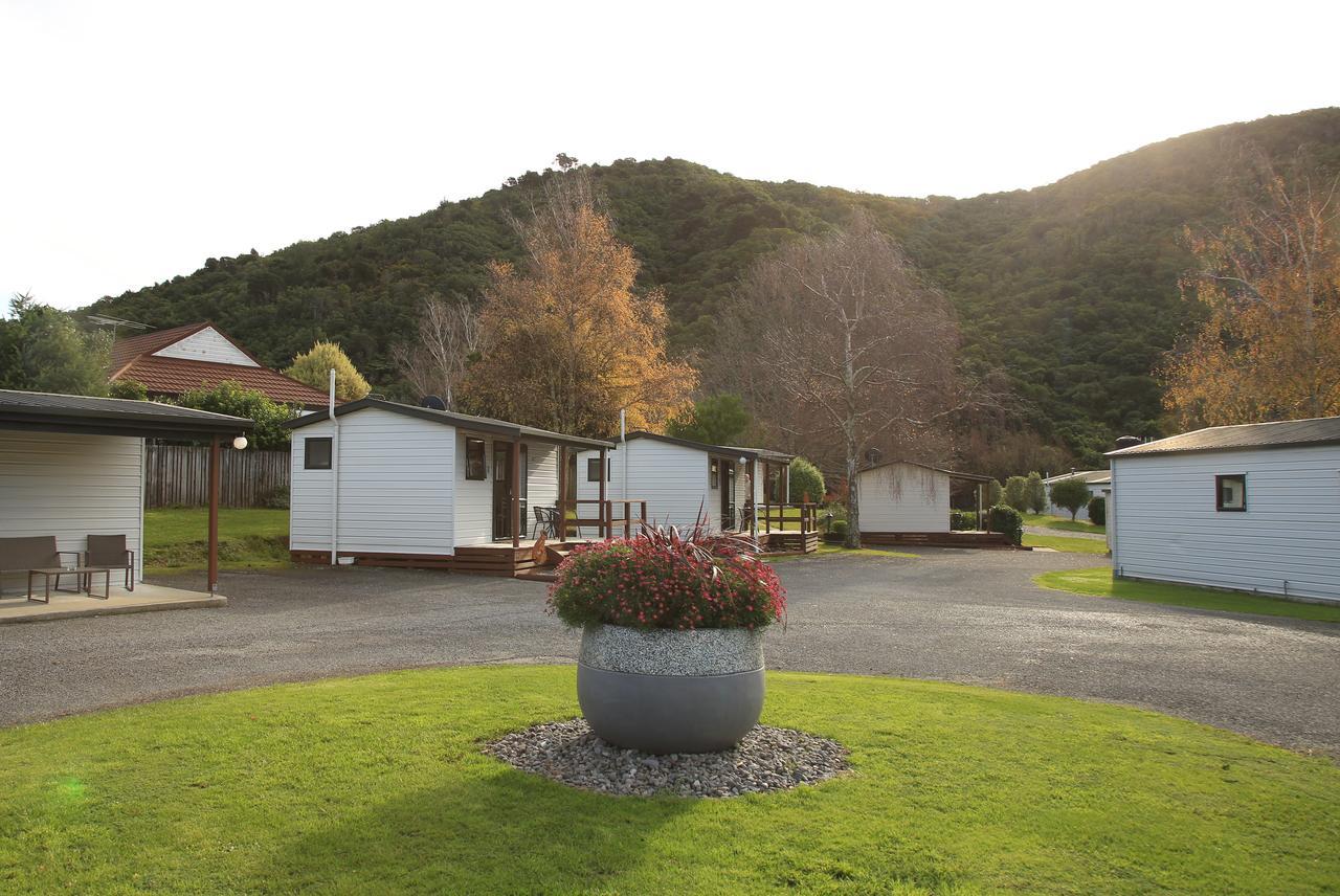 Parklands Marina Holiday Park Hotel Picton Exterior photo