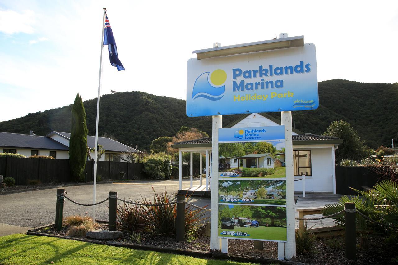 Parklands Marina Holiday Park Hotel Picton Exterior photo