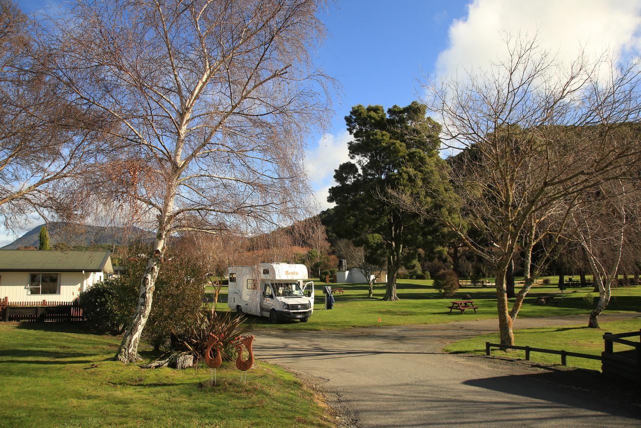 Parklands Marina Holiday Park Hotel Picton Exterior photo